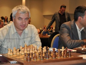 Кирил Георгиев печели под пирамидите
 