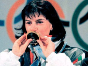 На този ден преди 25 години! Екатерина Дафовска спечели първо злато за България от Зимни олимпийски игри