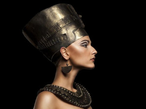 Любимите маски за красива кожа на Нефертити 
 