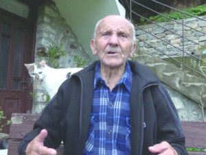 99-годишният бай Димитър е най-възрастният данъкоплатец 
 