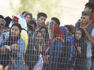 Съчувстваме на бежанците, но не сме им длъжници