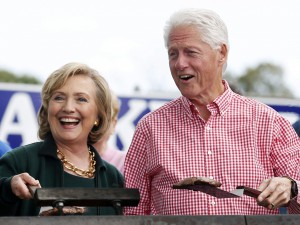 Хилъри Клинтън редовно биела Бил