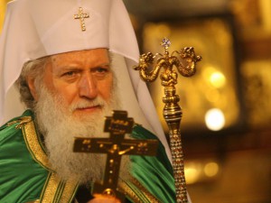Патриарх Неофит празнува 70 в Троянския манастир