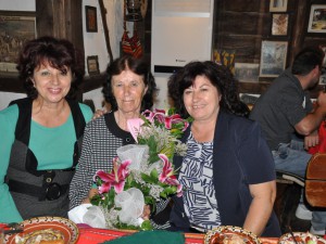 Радка Иванова отпразнува 80, дъщеря й навърши 60