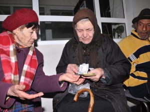 2 186 000 ще са пенсионерите в България догодина