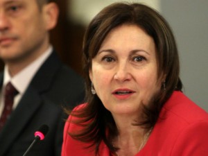 Румяна Бъчварова: Отидох пред НАТФИЗ за морална подкрепа на служителите от МВР