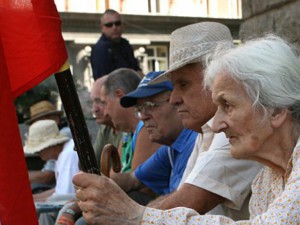 Дискриминацията по възраст е най-разпространена в България