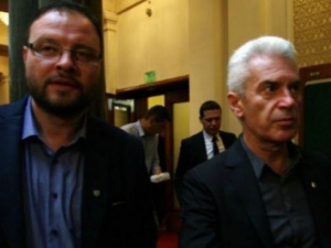 Сидеров и Чуколов се отказаха от имунитетите си 