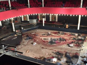 Кръв и опустошение оставиха терористите в парижката зала „Батаклан” 