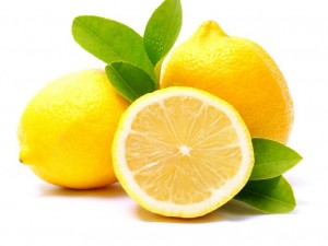 Лимон за по-бели зъби