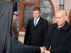 Хасково посрещна владиката Николай след тригодишни откази за празнична служба
 