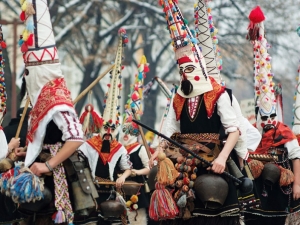 53 села в Пернишко празнуват Сурва