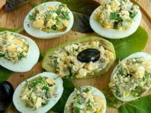 Пълнените яйца - бързо, вкусно и приятно за окото предястие