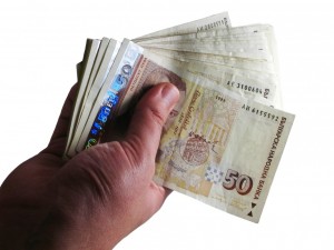 53% от българите разчитат на пари от родителите