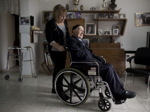 Обявиха бивш концлагерист за най-стария мъж в света
