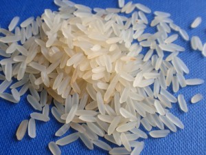 Ядем ориз от пластмаса
