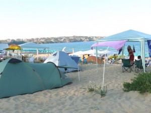 В 12 часа започва контра протест срещу еколозите за плажовете
