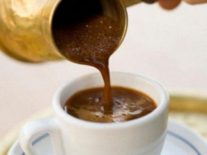Учени пресметнаха каква е безопасната доза кофеин на ден
