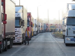 
Световните медии: Българските превозвачи отмениха блокадата на гръцката граница на Великден