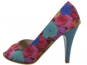 Пролетните обувки – на цветя