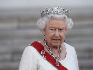 Англия ликува четири дни за ЧРД на кралицата