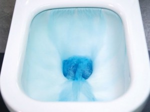 
Домашен трик с природни продукти за чиста тоалетна