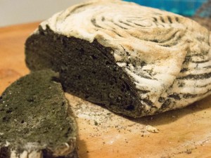 Хляб от водорасли убива лошия холестерол