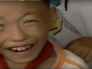 Деца със светещи очи се пръкнаха в Китай