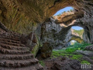 Мистерии! Деветашката пещера крие тайни на извънземни цивилизации