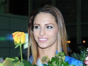 Цвети Стоянова излиза пред публика, очаква се на бенефиса на гимнастичките