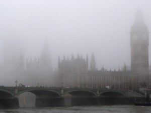 Откриха причината за мъглата в Лондон, убила 12 000 души преди 64 г.