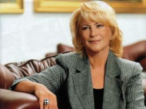 Най-богатата българка Лора Видинлиева мина под венчило