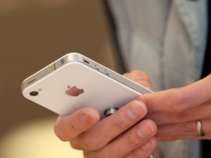 Мобилни оператори лъжат с „безплатни“ телефони