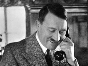 Продадоха телефона на Хитлер за 500 000 долара