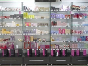 Не аптеки, а магазини за козметика
