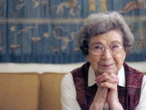 Майката на „Рамона Белята“ навърши 101 години
 