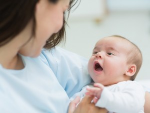 
Майчиният глас стимулира недоносените бебета