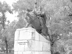 Спомени от соца: Комунистите обезглавиха паметника на Чардафон в Габрово
 