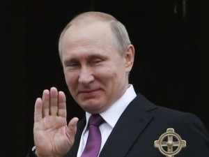 Следите от шамара на Путин

 