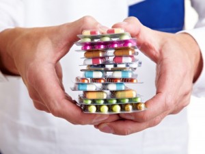 Фалшиви лекарства заляха интернет! Ето как да се пазим