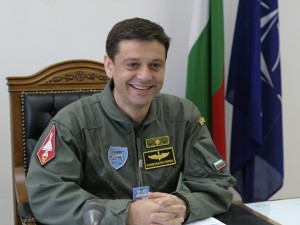 Ген. Константин Попов, депутат от ГЕРБ: За пръв път пилотирах самолет на  17 