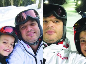 Делян Добрев заведе децата на нощни ски
 