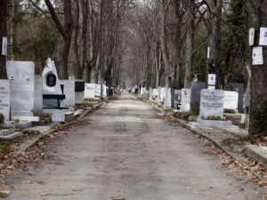 Шуменско село моли за гробище
 