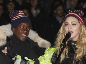 Мадона гласи сина си за президент