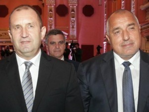 Дипломацията не е битка между Радев и Борисов
 