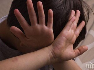 По 40 сигнала на ден за насилие над деца