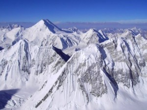 Черна прокоба над българските алпинисти в Хималаите
 