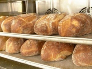 Хлябът в Пловдив скочи с 25%