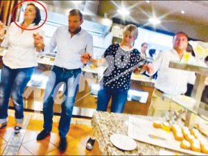 Корнелия Нинова друса хоро в луксозен хотел