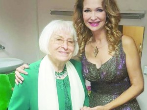 Естрадната легенда Маргрет Николова на 90: Живея в трънски пенсионерски отряд
 